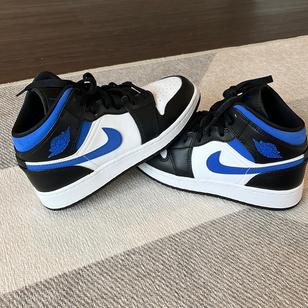 2021 Air Jordan 1 Mid GS Racer Blue 3.5Y